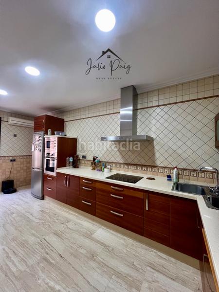 Foto c3e019d6-ef51-4575-838a-4ad3cc716541. Haus mit parking in Coria del Río