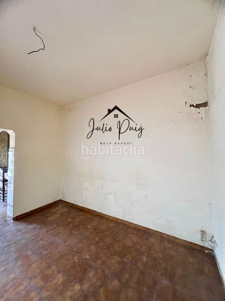 Foto 49678d2c-3dcd-4141-9726-4b98af1794b5. Casa amb xemeneia a Puebla del Río (La)