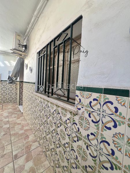 Foto beff96fc-21e3-4d31-ae71-e69268229d7d. Casa adossada a Coria del Río