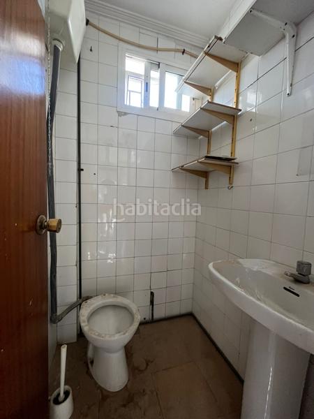 Foto f41dc1f7-083d-4593-a431-b9c33c6e37e0. Local comercial local en bonanza, en Coria del Río