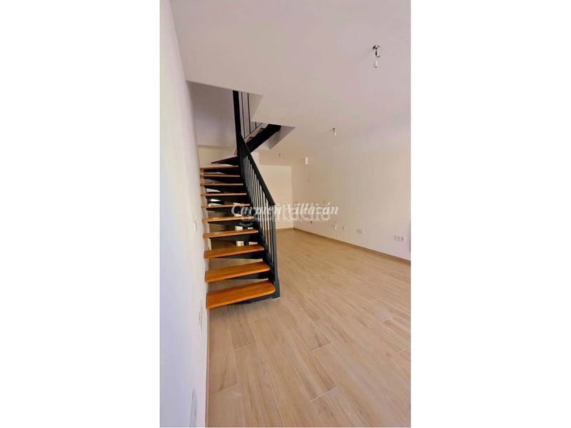 Foto 0f8a4726-7fee-4804-8274-632ecb8929fd. Casa adossada a El Cotillo Oliva (La)