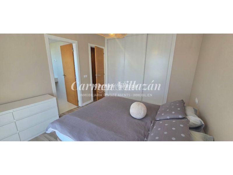 Foto 8ce49f65-6462-4afb-ac5b-1d52133f1828. Tríplex amb aparcament piscina a Caleta de Fuste Antigua