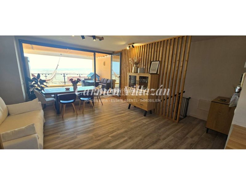 Foto bea9699a-60e9-4cb3-ba4c-9f9dff452d34. Tríplex amb aparcament piscina a Caleta de Fuste Antigua