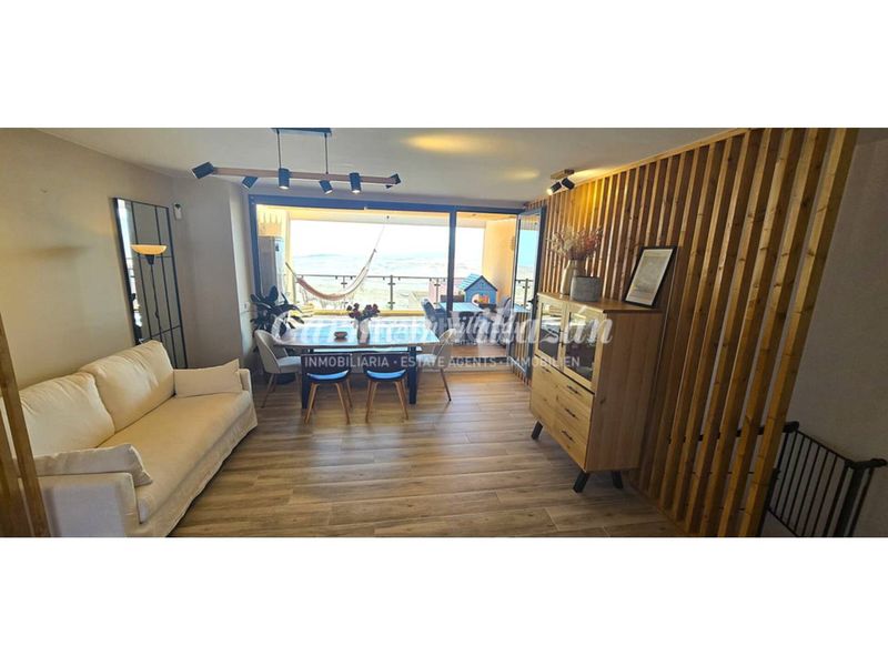 Foto dc117800-b0eb-4ed7-b634-2d9b05a68205. Tríplex amb aparcament piscina a Caleta de Fuste Antigua