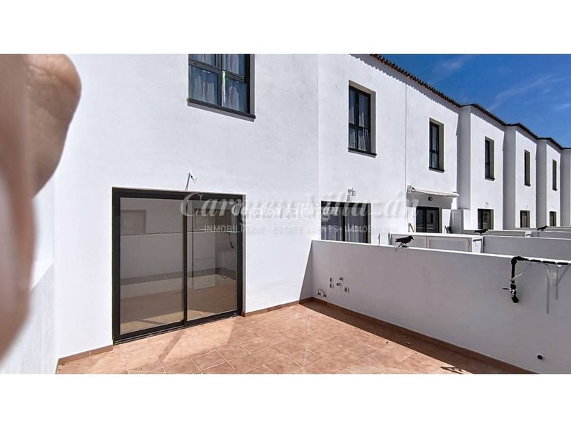 Foto 5eb10838-29c9-429e-8e77-9bda24b5f070. Casa a schiera in La Oliva pueblo Oliva (La)