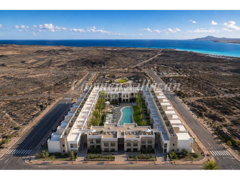 Foto 8a0aee54-7170-47c0-bb8d-fa9a527b0cbc. Apartament amb aparcament piscina a Corralejo Oliva (La)