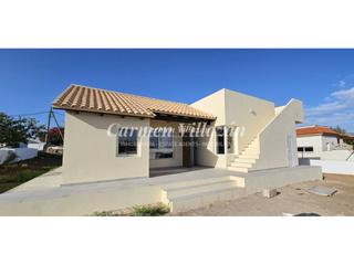 Chalet  Piedra blanca. Chalet en venta en triquivijate