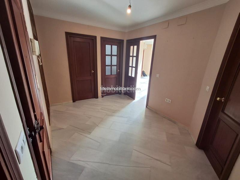 Foto 3d9ce171-00e1-4d3e-8f79-ecd6abfadcee. Piso en Arco Norte - Avda España Dos Hermanas