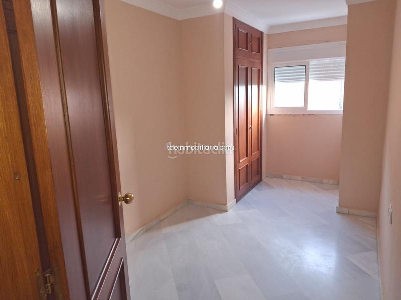 Foto a61ad8f7-d389-4f3a-8b3d-8b2311eddfd7. Piso en Arco Norte - Avda España Dos Hermanas