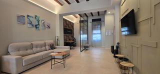Local Comercial a Arrancapins. Local con licencia vacacional