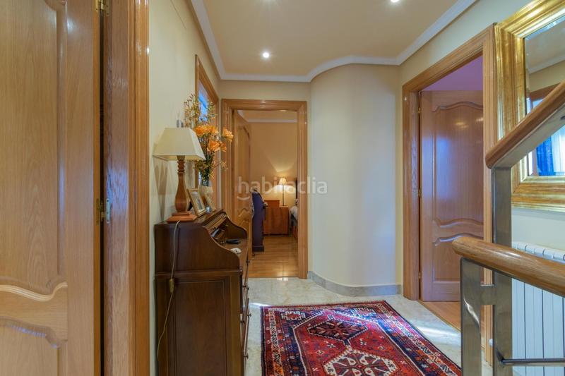 Foto 53334577-8b35-48b0-b386-c57d3a91acec. Casa espectacular chalet pareado a.v de madrid en Logroño