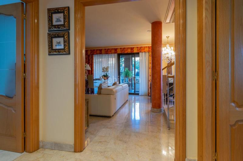 Foto 9c36d549-d991-4eda-a602-f6717db38f7f. Casa espectacular chalet pareado a.v de madrid en Logroño