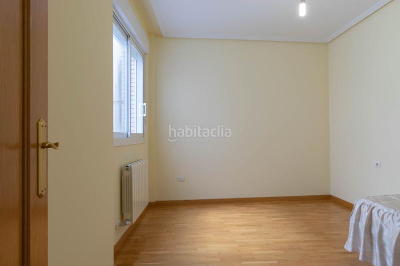 Foto 2ebe8e18-78b6-4a1c-a1fc-18eb4befcdae. Appartamento con riscaldamento parcheggio in Lardero