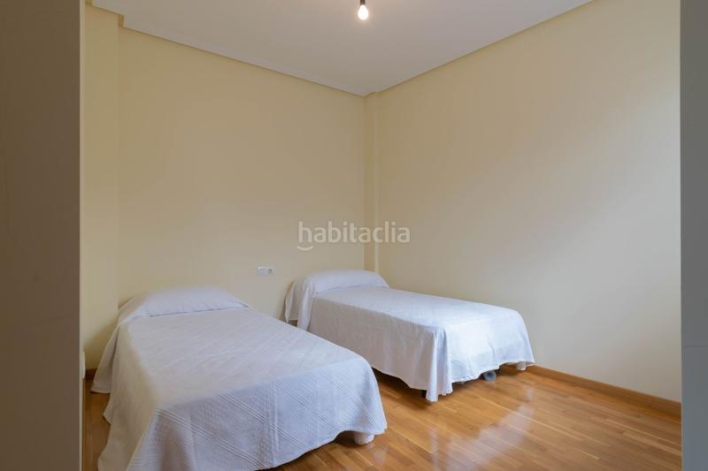 Foto 39d660ac-9560-4fcf-b1a2-e32e72fdf312. Appartamento con riscaldamento parcheggio in Lardero