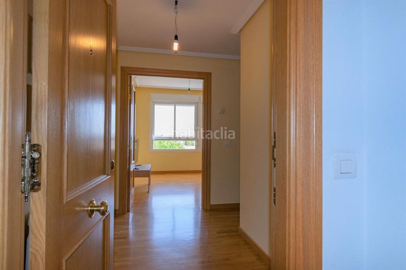Foto 6e353bf3-e56f-4cd8-b97c-1c2f5bc09773. Appartamento con riscaldamento parcheggio in Lardero
