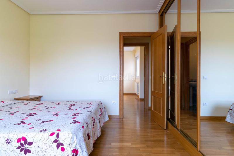 Foto c0cafa24-53b6-4f9d-86d7-333d6e4024b5. Appartamento con riscaldamento parcheggio in Lardero