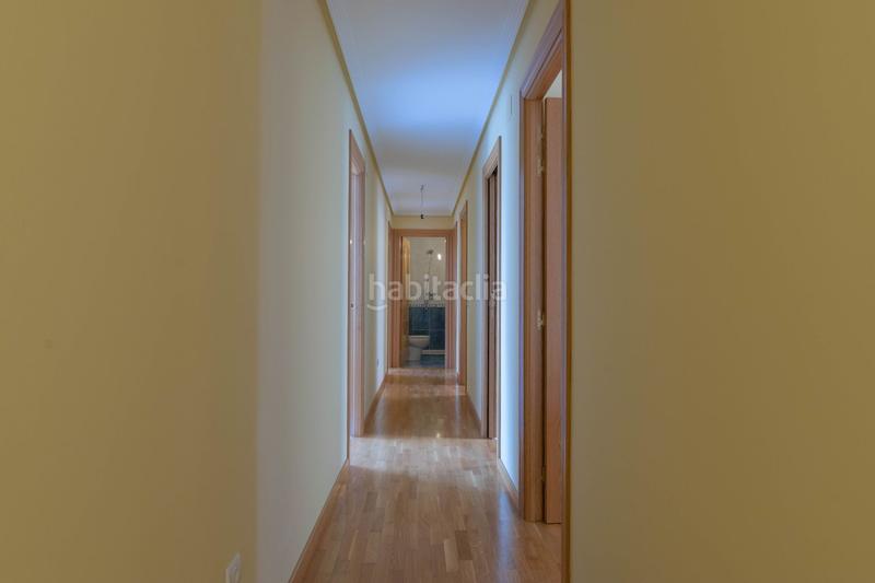 Foto e2b2f26c-1e5d-4048-a897-ae50a30d1724. Appartamento con riscaldamento parcheggio in Lardero