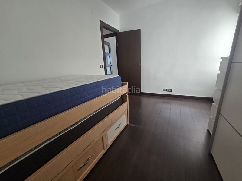 Foto c17cf9a2-f7b4-4046-9de4-5589458bbb22. Ático atico en el centro en Residencia Logroño