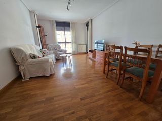 Location Appartement  Baltasar gracian. Amplio piso en baltasar gracian