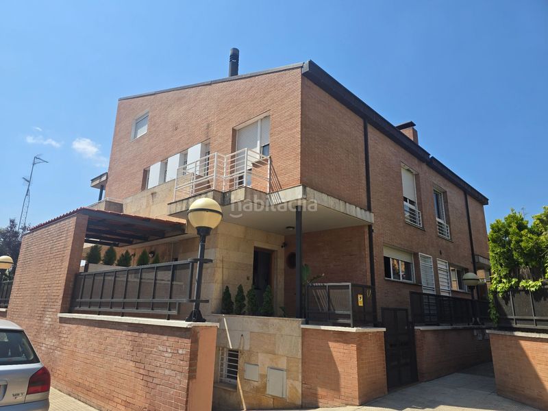 Foto 5a9018ae-b1cf-4648-b816-34e2de515489. Casa amb calefacció aparcament piscina a Avenida Madrid Logroño