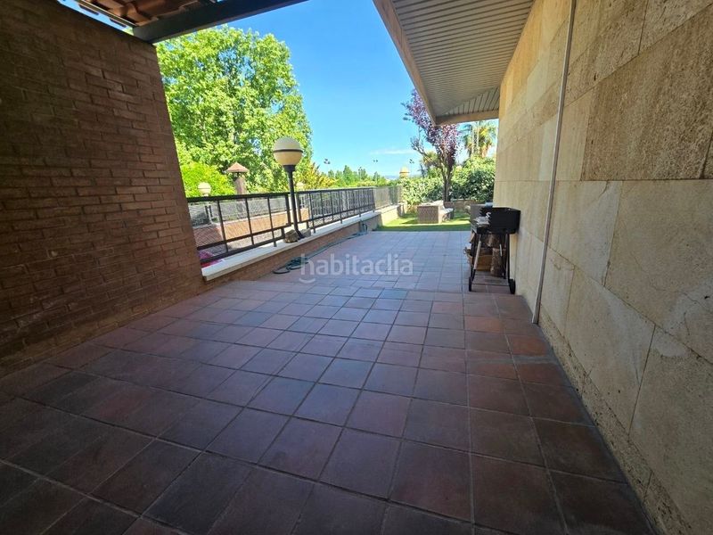 Foto ecf7fbed-7fa3-4ee1-9206-c8f4de1697c2. Casa amb calefacció aparcament piscina a Avenida Madrid Logroño