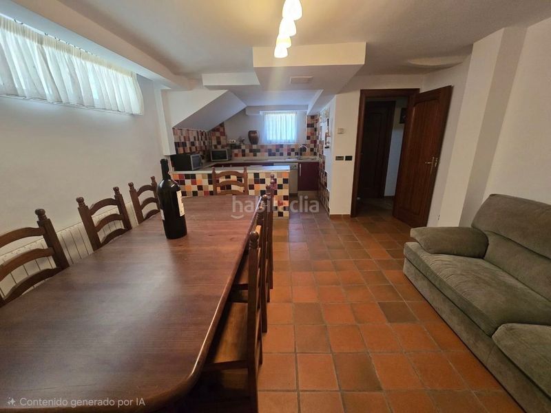 Foto 0e212665-043e-4662-98f0-ac734d535379. Casa amb calefacció aparcament piscina a Avenida Madrid Logroño