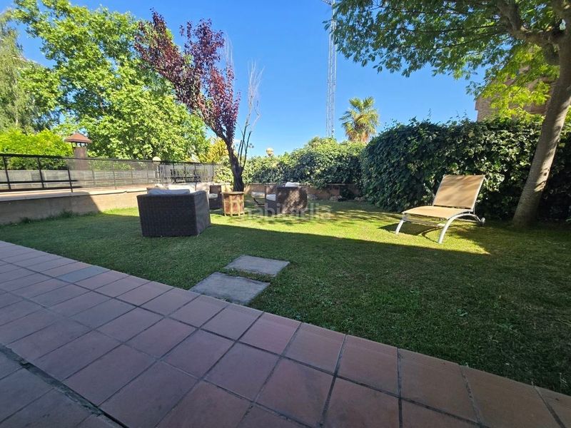Foto 4d493e2c-1fe2-49c1-ab3a-5e7921694d84. Casa amb calefacció aparcament piscina a Avenida Madrid Logroño