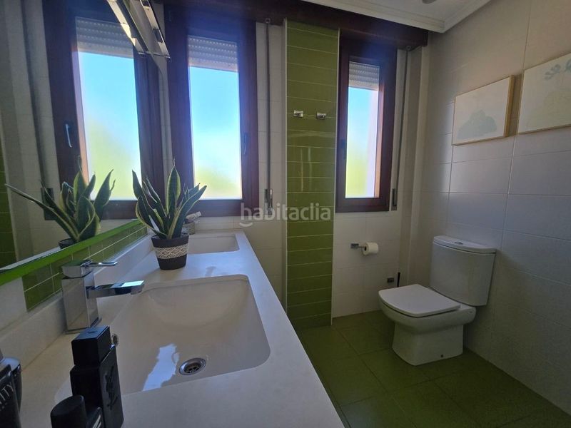 Foto c243eadf-7fd3-4ac8-b6c4-548b0923ba9a. Casa amb calefacció aparcament piscina a Avenida Madrid Logroño