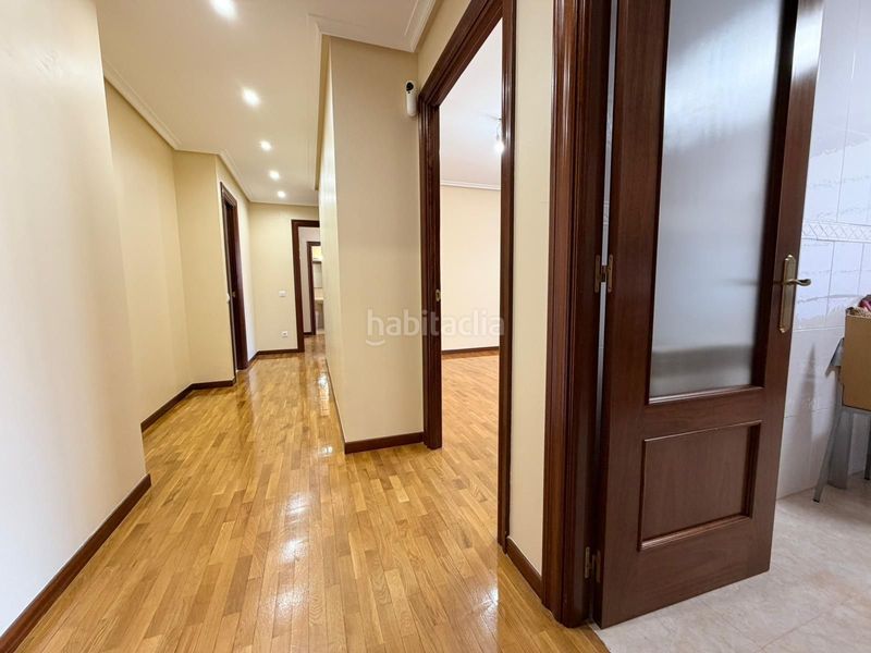 Foto d6add9be-0182-43d2-9ee2-d225eb3596e5. Apartament amb calefacció a Lardero