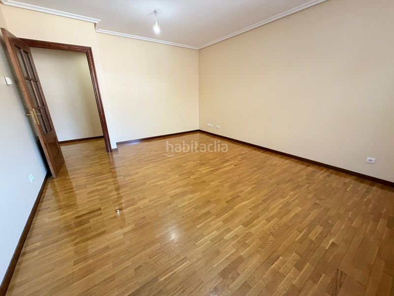 Foto f3056903-e628-40de-a07e-28f6ea3607bc. Apartament amb calefacció a Lardero