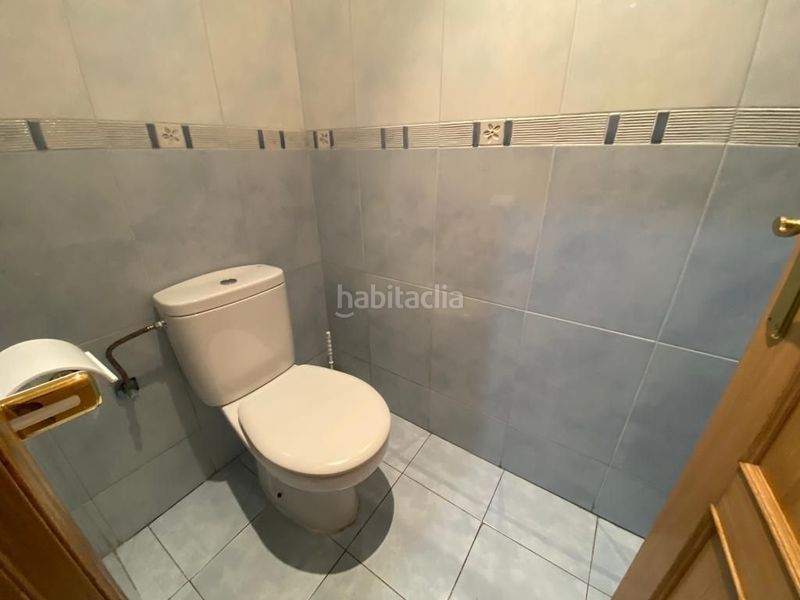 Foto 1ffd9df4-83f9-44fe-9a1d-06e3e99847bc. Local comercial a Jesuitas Logroño