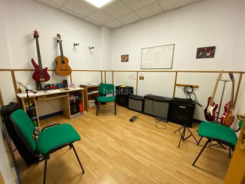 Foto 4a263b12-9d55-4169-bb73-fcca9fb8a4d2. Local comercial a Jesuitas Logroño
