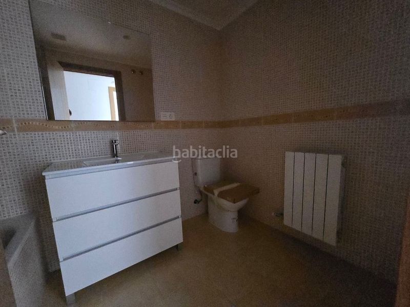 Foto 0c4c80fd-527f-41f0-b733-a45fba38af65. Apartamento  luminoso junto a las piscinas en Villamediana de Iregua