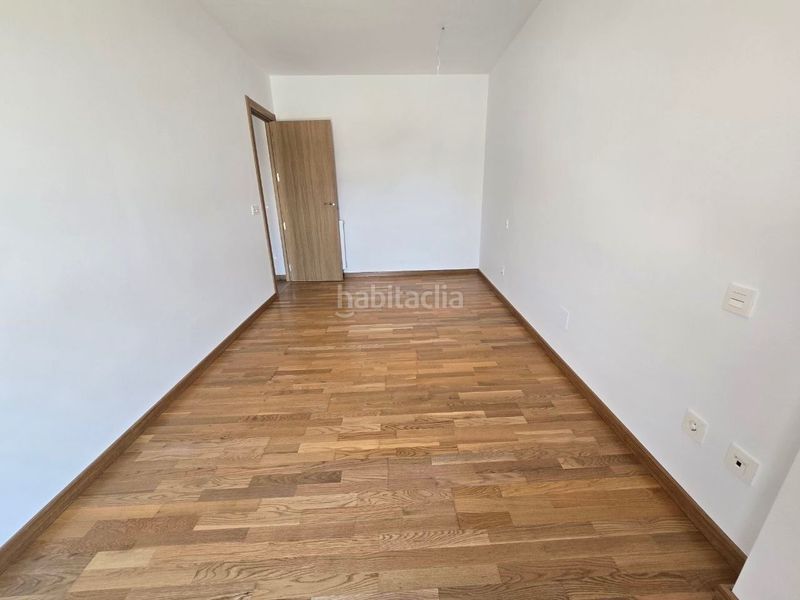 Foto c9c45558-59d5-47ce-b464-75717acaa438. Apartamento  luminoso junto a las piscinas en Villamediana de Iregua