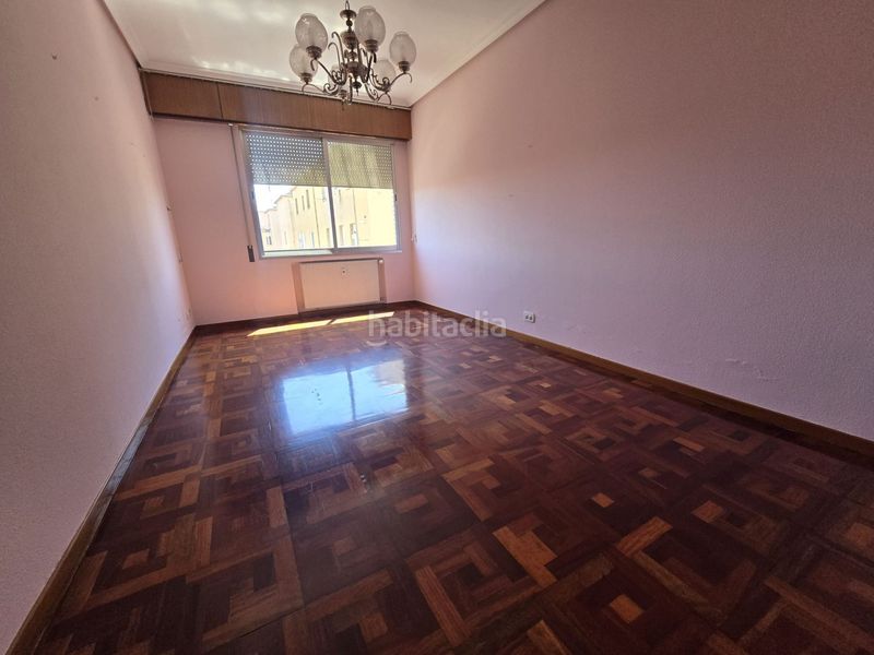 Foto 75884742-9e13-4677-93e1-294660582b6d. Pis amb calefacció aparcament a Jesuitas Logroño