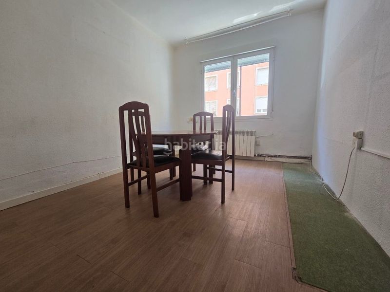 Foto 03da891d-764a-4f8f-8ba0-6021ba9722d9. Apartament amb calefacció a Residencia Logroño