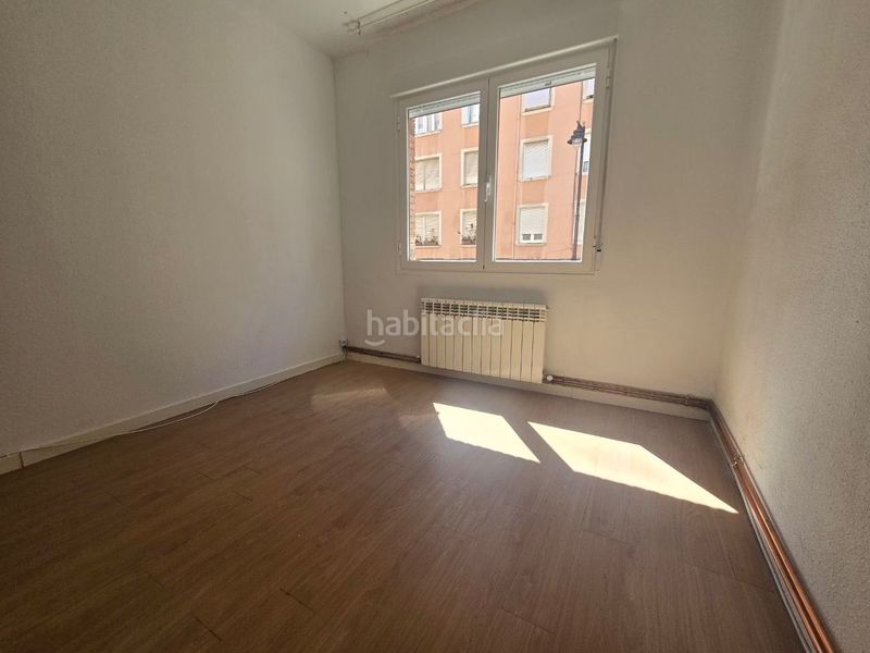 Foto 45a351ea-062d-4683-8c88-fa31d9d6c616. Apartament amb calefacció a Residencia Logroño