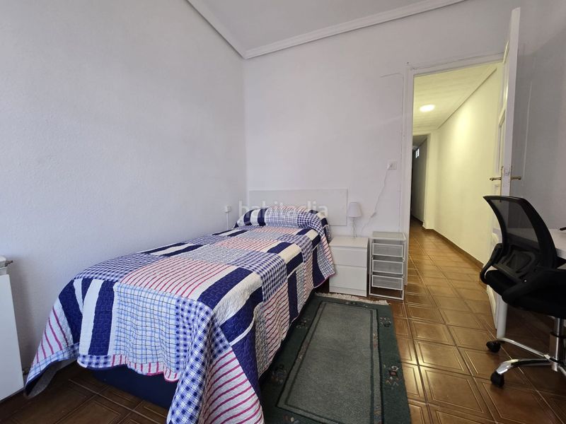 Foto dae9c146-1c3f-4ffc-a9e9-385d0337e150. Rent flat with heating parking in Gran Via Logroño