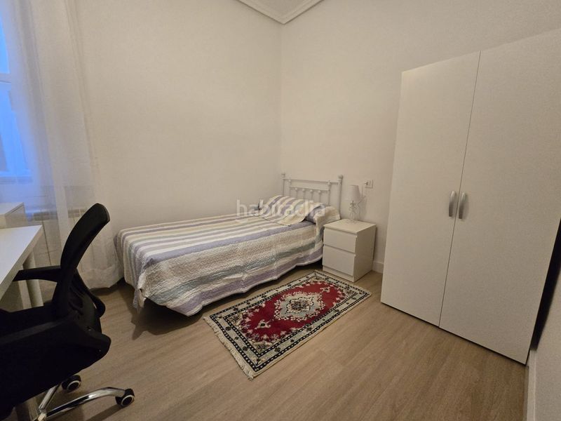 Foto f0940d45-1a3e-4ab8-b689-174ed917bbef. Rent flat with heating parking in Gran Via Logroño