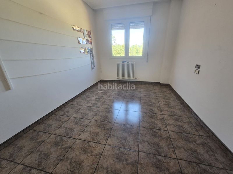 Foto 6d6a1d9f-b069-459c-9faf-1b6fe7b3e545. Appartamento con riscaldamento in Alberite