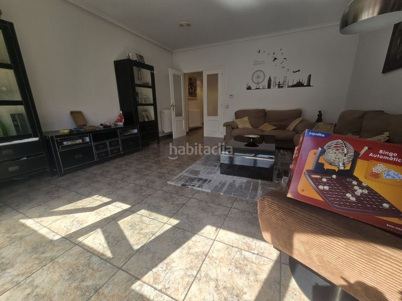 Foto ee5e571f-c238-4e84-a676-845e6af353d1. Appartamento con riscaldamento in Alberite