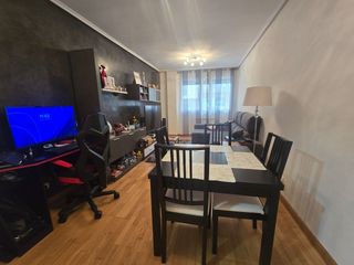 Apartment in Villamediana de Iregua. Apartamento en villamediana de iregua  junto a plaza ermesinda