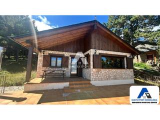 Casa a Coma i la Pedra (La). Port del comte  casa espectacular