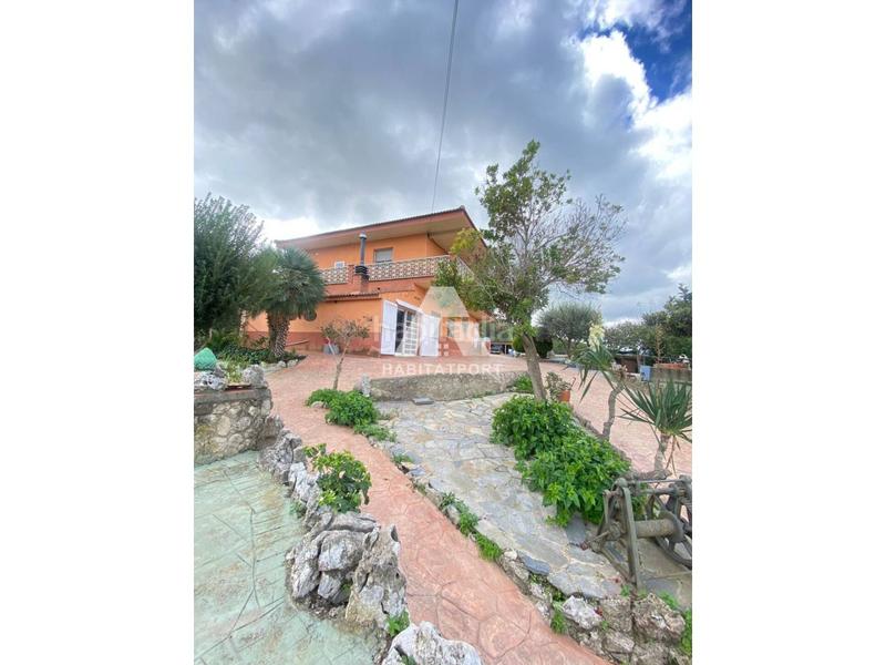 Foto 7dc78e37-3e8c-418d-8080-b1752cb4b7e3. Maison dans Olesa de Bonesvalls