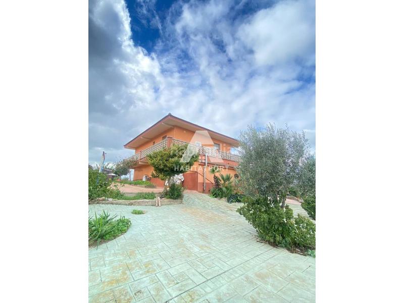 Foto 81cc8815-451c-4c6d-9d35-8af626497c17. Maison dans Olesa de Bonesvalls