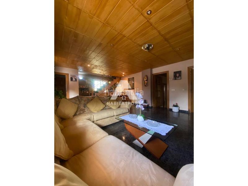 Foto f38227b1-ffc6-4de6-9ad0-b06a25aea225. Maison dans Olesa de Bonesvalls