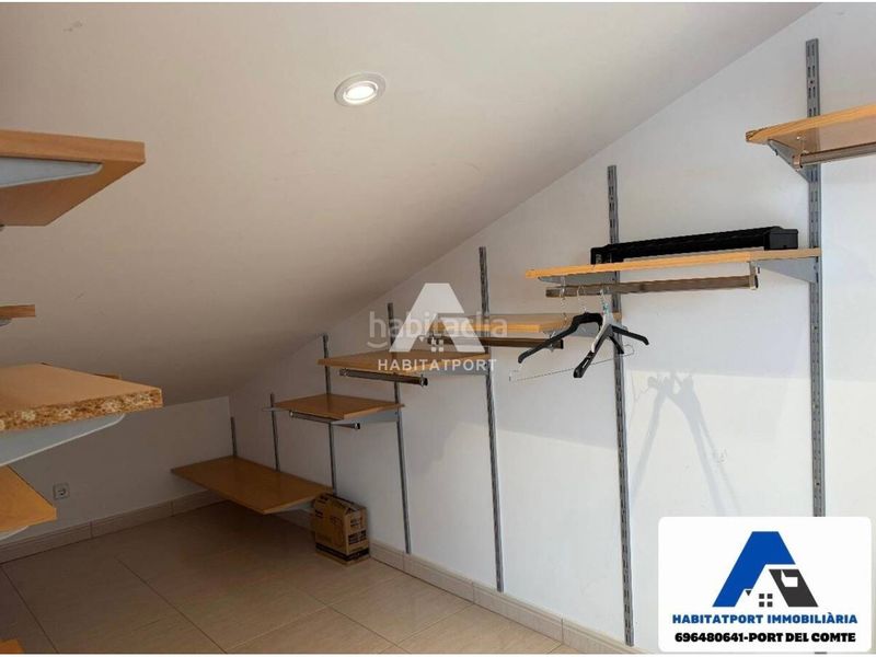 Foto f9b2e435-0fa1-45b4-870b-a25343833e98. Duplex con riscaldamento parcheggio in Avià