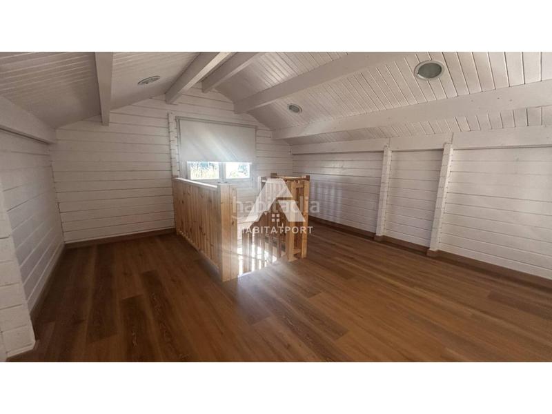 Foto f0ca642a-84ca-424c-a977-384f0e086371. Casa a Coma i la Pedra (La)