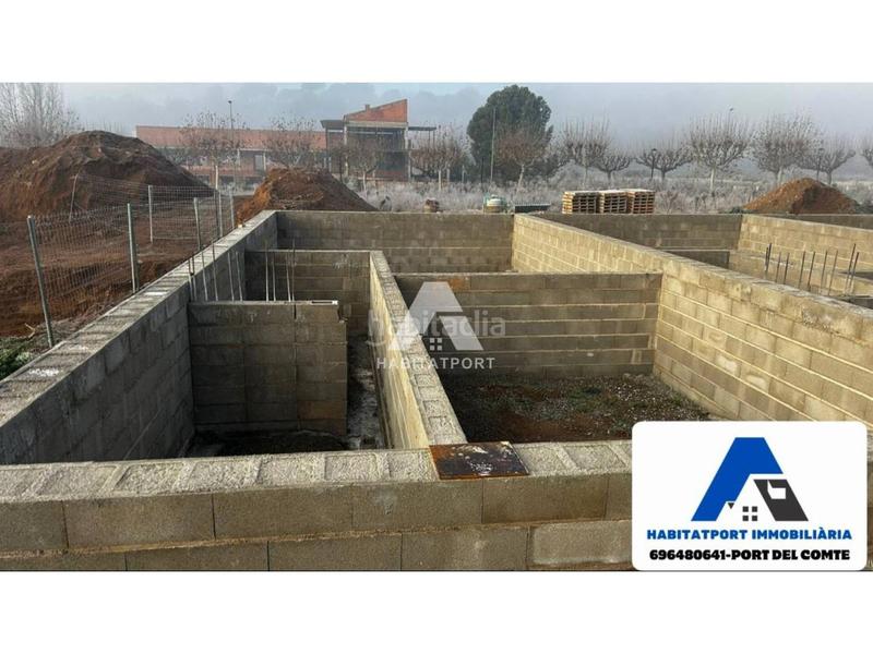 Foto ae93bab9-9753-4cff-b286-dd762994ea45. Casa adossada amb aparcament a Gironella