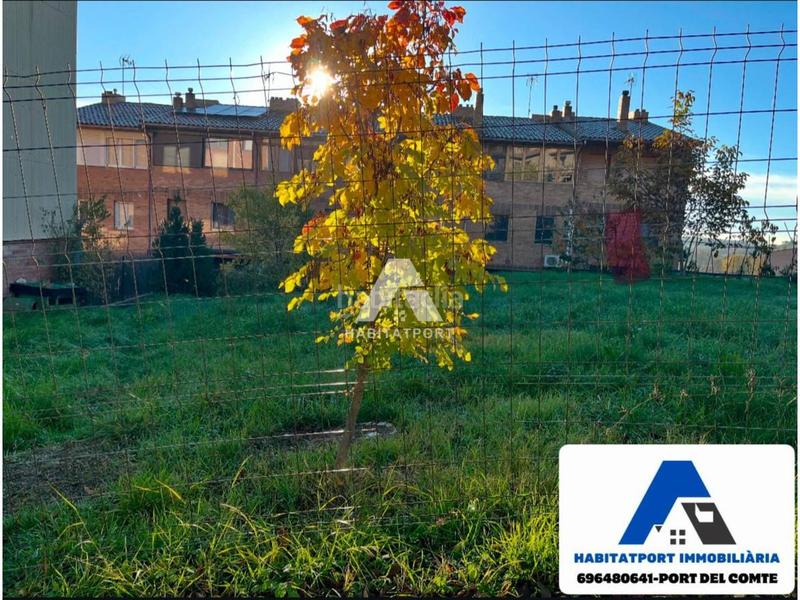 Foto 62cba13c-7a7d-4101-bb87-1dc31939240a. Terrain résidentiel dans Avià